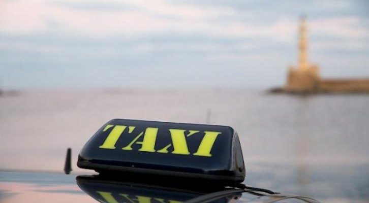 απόκτηση ειδικής άδειας ταξί